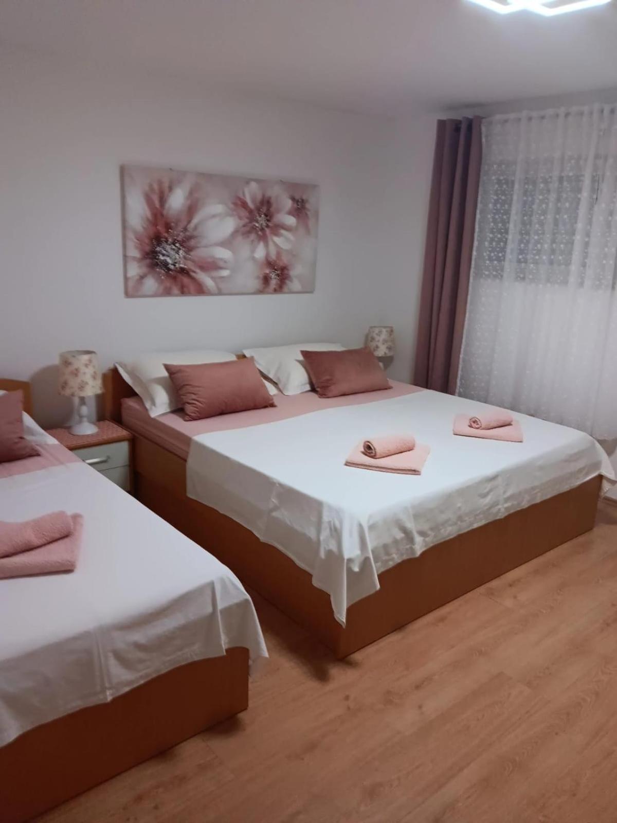 Apartment Radalj Каштела Экстерьер фото