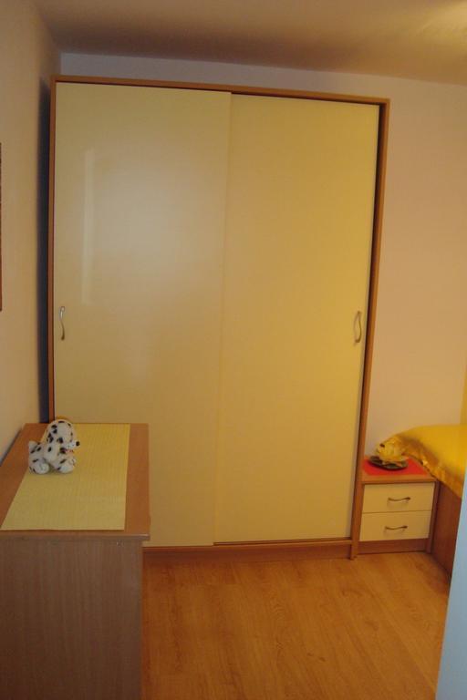 Apartment Radalj Каштела Номер фото