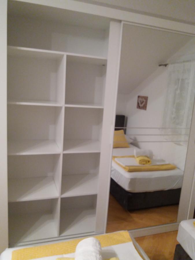 Apartment Radalj Каштела Экстерьер фото